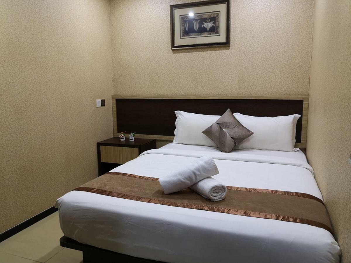 אמפאנג Hotel Grand Palace Ampang מראה חיצוני תמונה